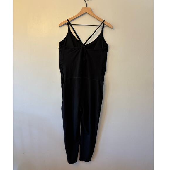 Old Navy Maternity Powerchill 7/8 Length Jumpsuit Bodysuit Size XL - Picture 3 of 9